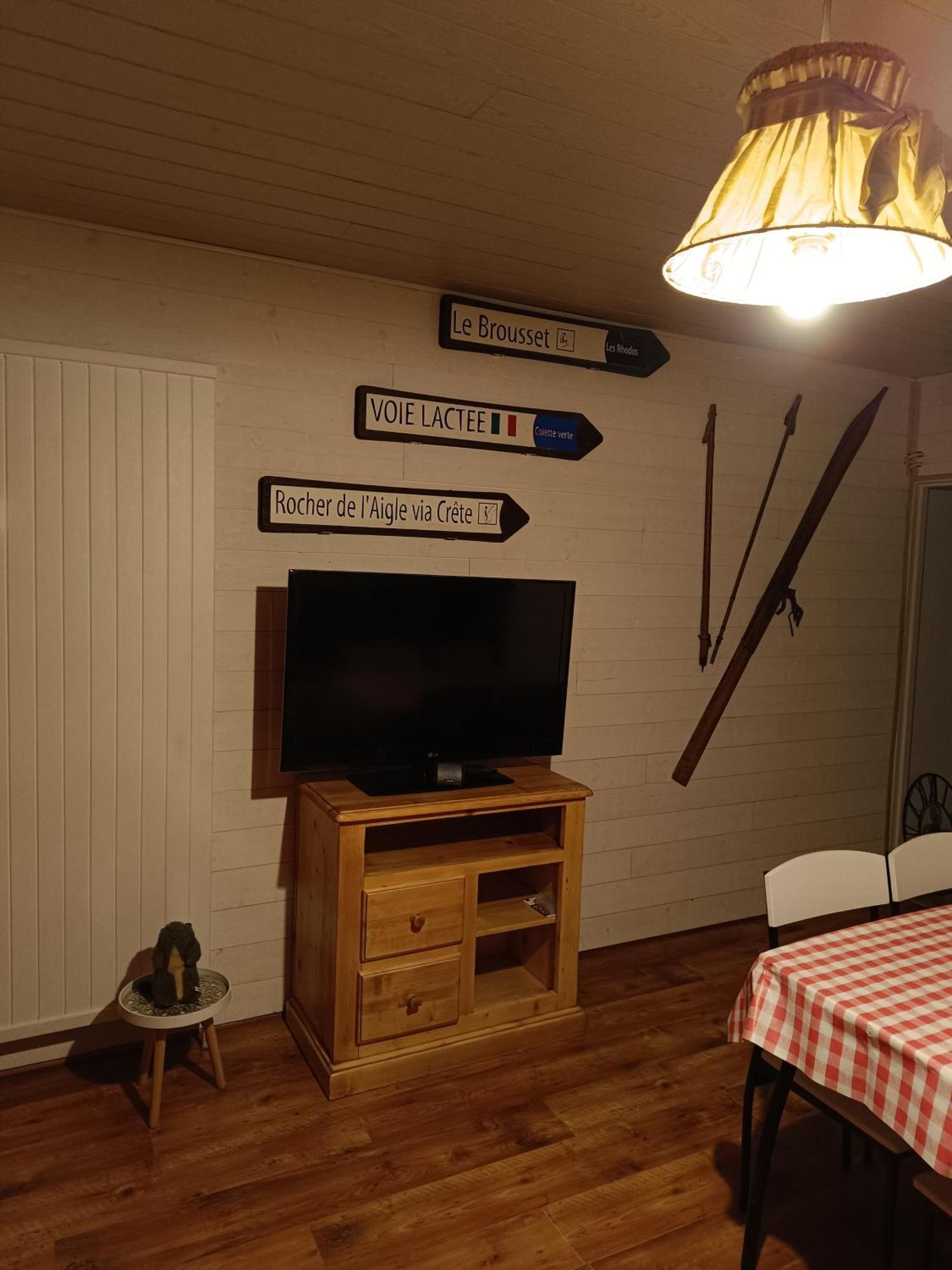 Briançon Appartement Paisible מראה חיצוני תמונה