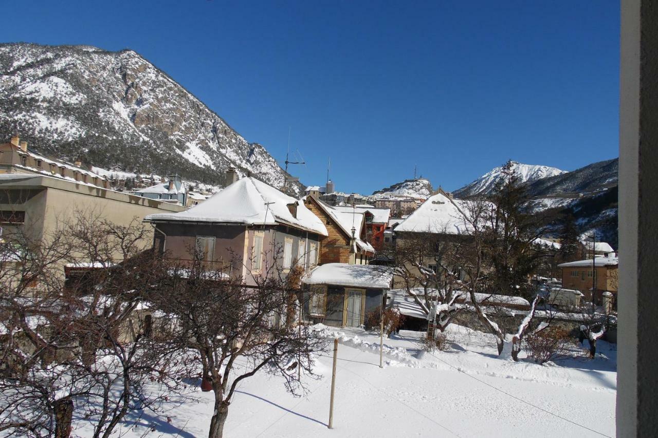 Briançon Appartement Paisible מראה חיצוני תמונה